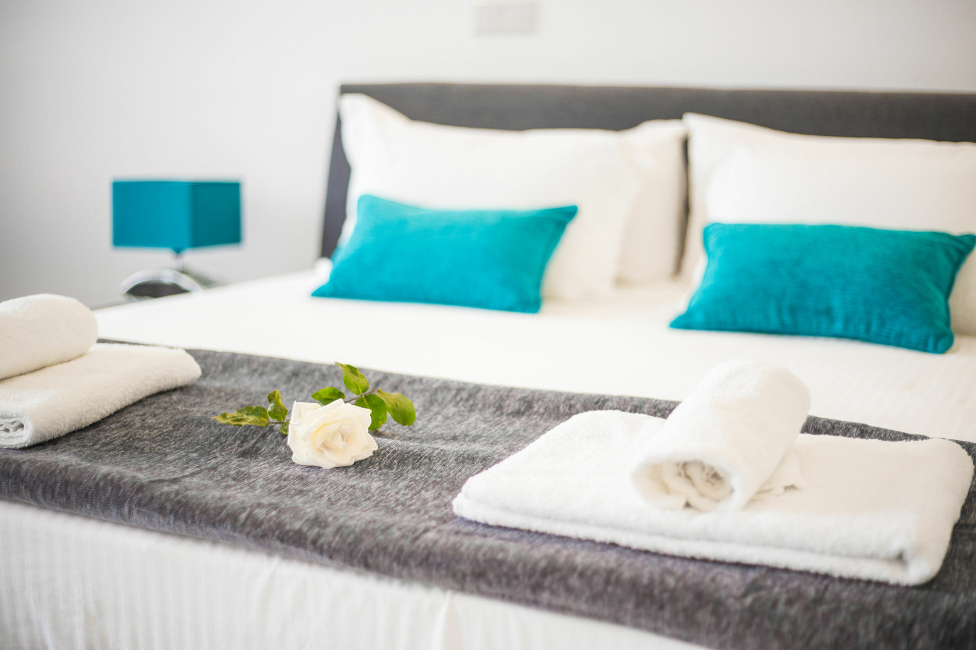 Corina Suites And Apartments Limassol Exteriör bild