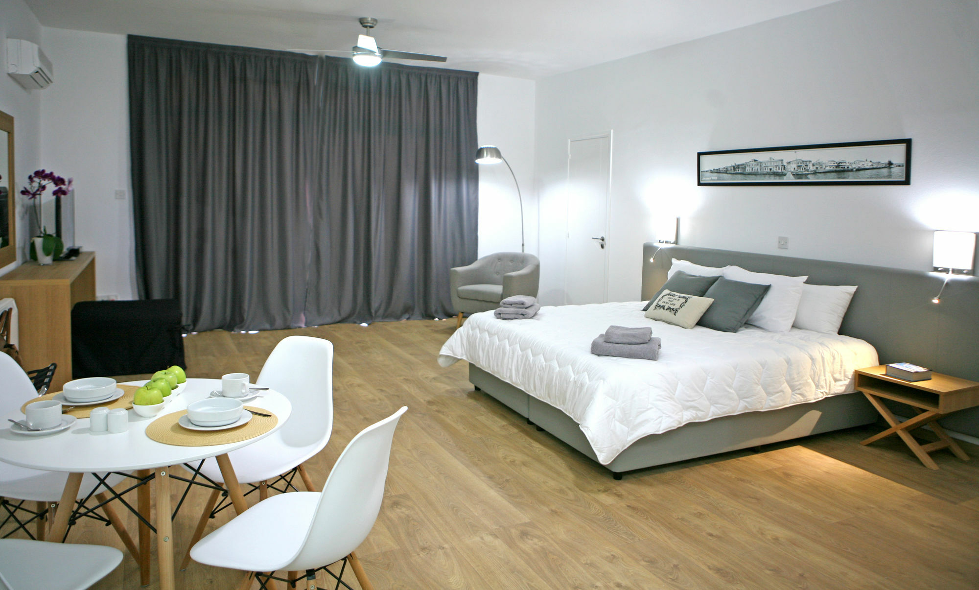 Corina Suites And Apartments Limassol Exteriör bild
