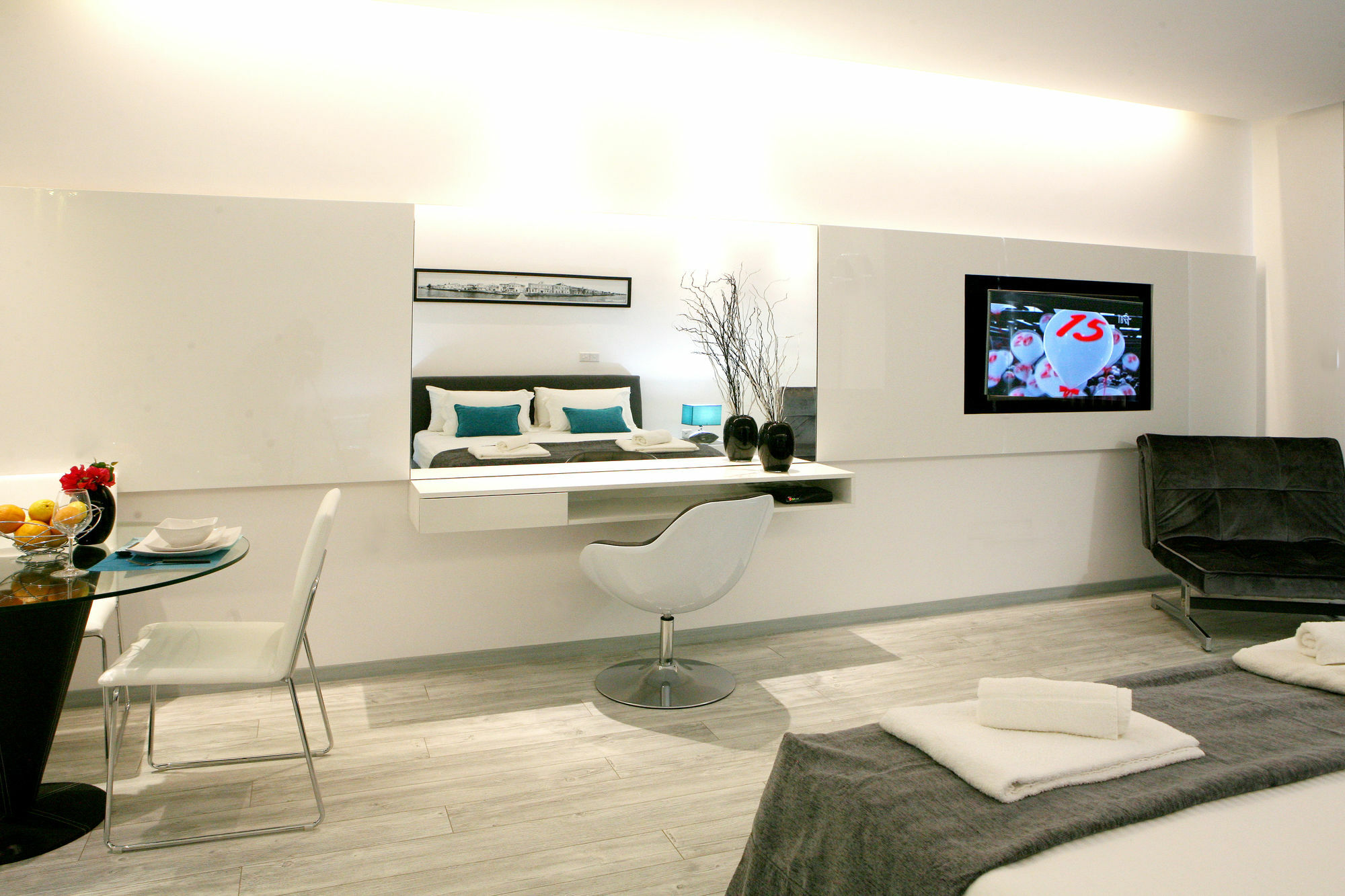 Corina Suites And Apartments Limassol Exteriör bild